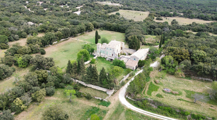 Visite guidée du Mas Platon (château et métairie de Jol), Mas Platon – château de Jol, Saint-Quentin-la-Poterie