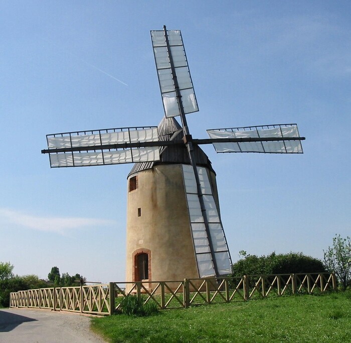 Visite guidée du moulin à vent, Moulin à vent de Montbrun-Lauragais, Montbrun-Lauragais