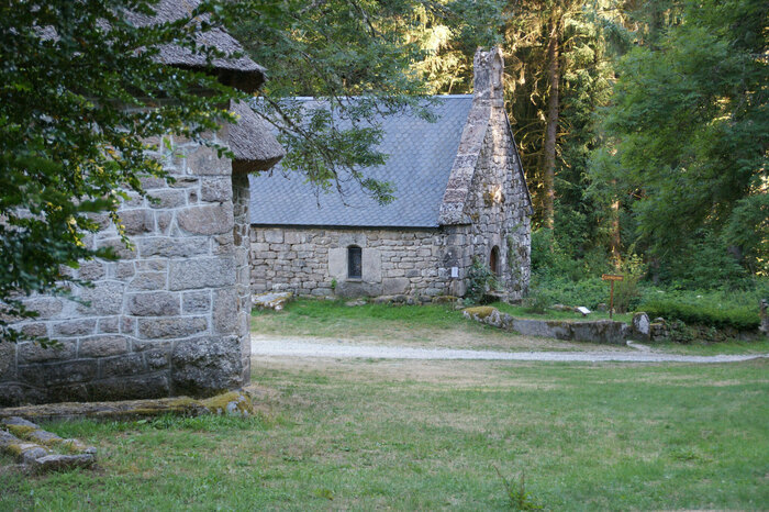 Visite guidée du village abandonné de Clédat, Clédat, Grandsaigne