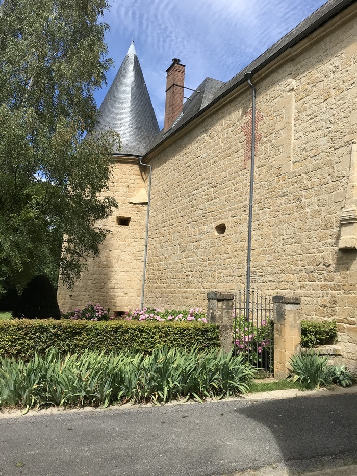 Visite guidée d’un château, Château de Clavy, Warby