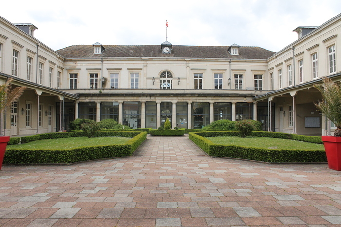 Visite guidée d&rsquo;un Hôtel de Ville, Hôtel de ville, Saint-Memmie