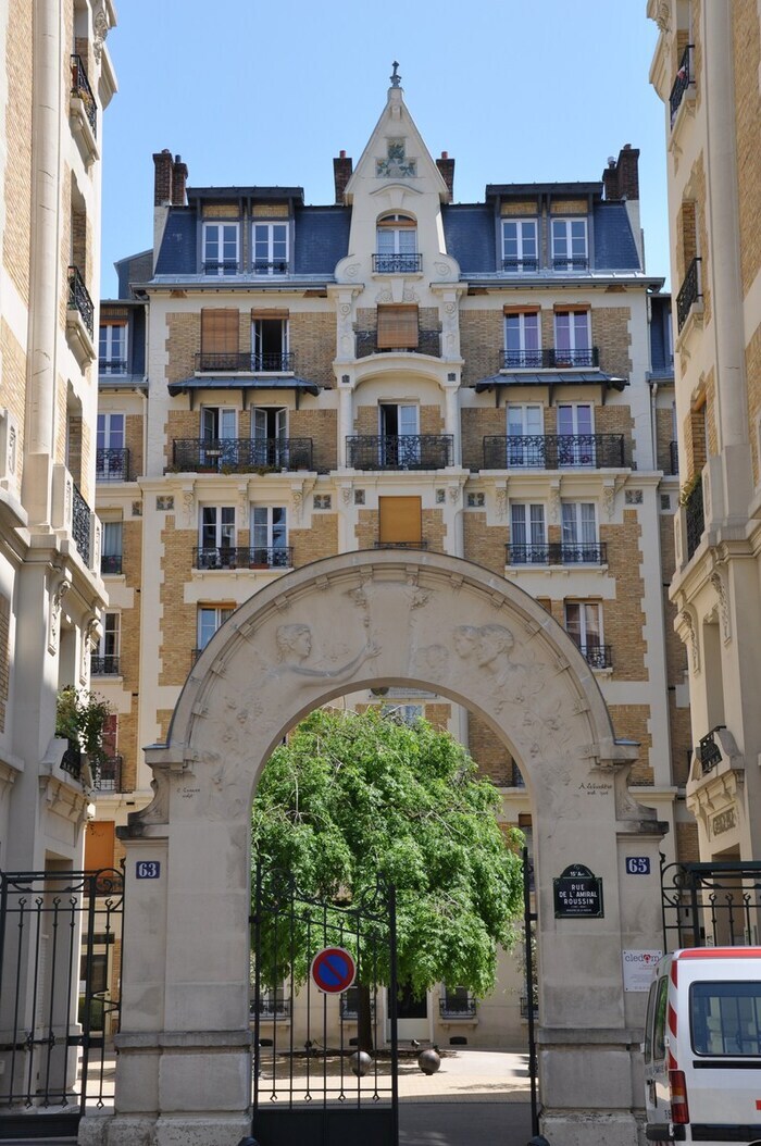 Visite guidée d&rsquo;un patrimoine remarquable, Immeuble rue de l&rsquo;Amiral Roussin, Paris