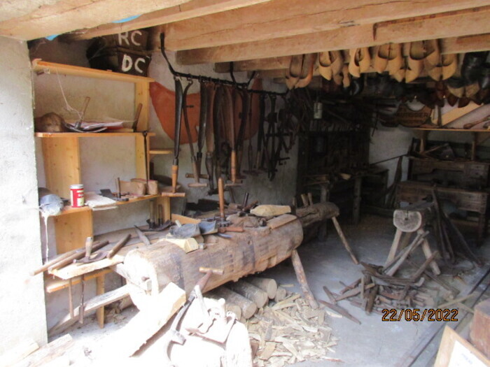Visite guidée d’une collection d’outils anciens et démonstrations, La Grange à Vin, Saint-Pierre-le-Moûtier