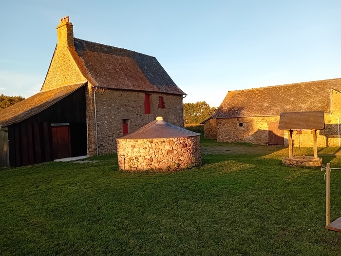 Visite guidée d’une petite ferme 1900 autour de son four à pain, 550 chemin de la Morinaie 53390 Saint Aignan sur Roe, Saint-Aignan-sur-Roë