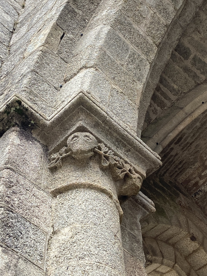 Visite hors-les-murs « Art et architecture au Moyen Âge », Centre de découverte du Moyen Âge, Égletons