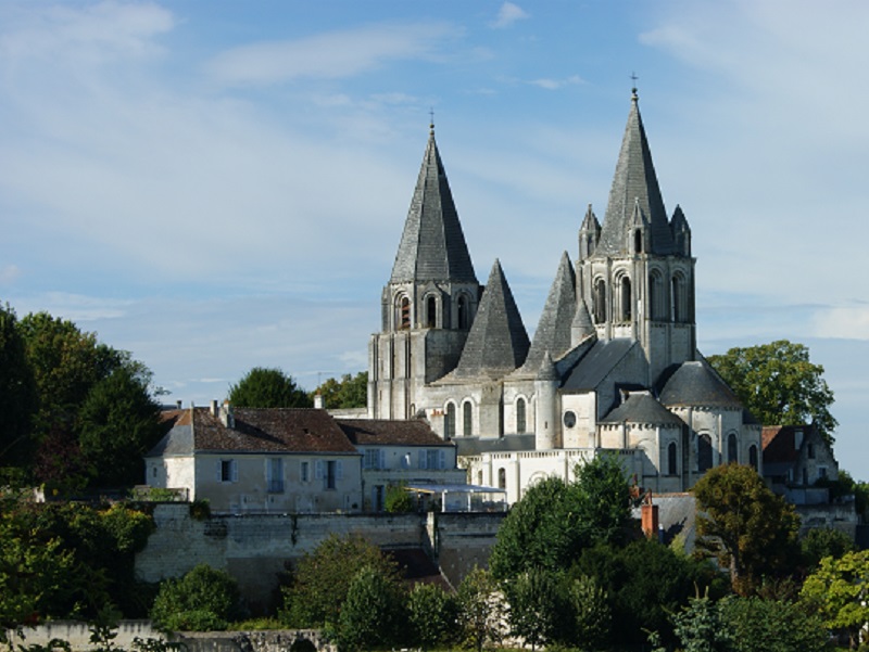 Visite libre de la Collégiale Saint-Ours Loches