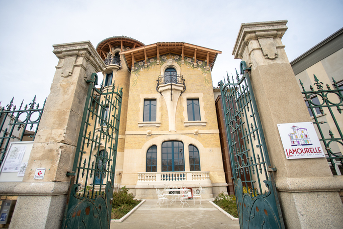Visite libre de la Maison Lamourelle, Centre International de Séjour Lamourelle, Carcassonne