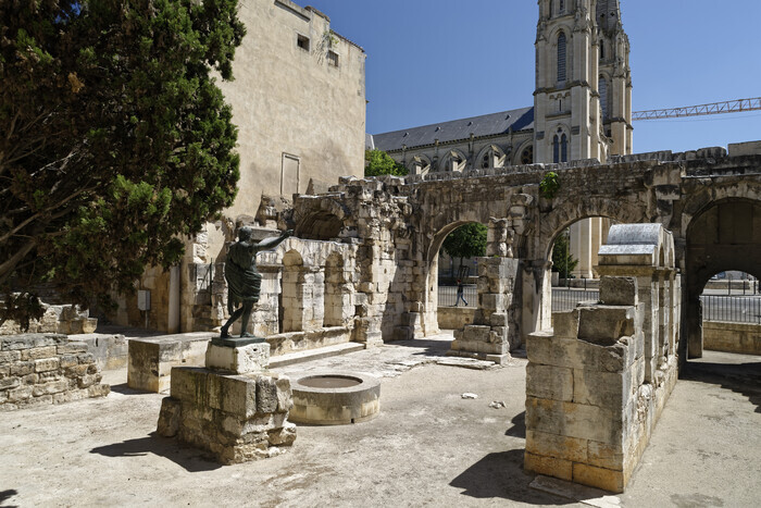 Visite libre de la Porte Auguste (1er s. av. J.-C.), Porte d&rsquo;Auguste, Nîmes