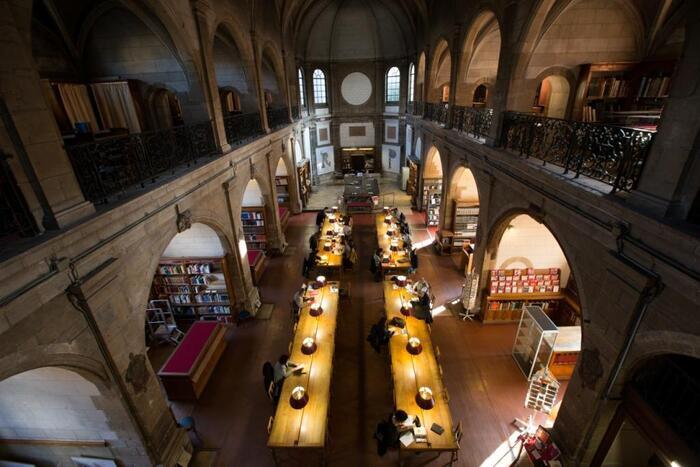 Visite libre de la salle de lecture Bibliothèque patrimoniale et d'étude Dijon