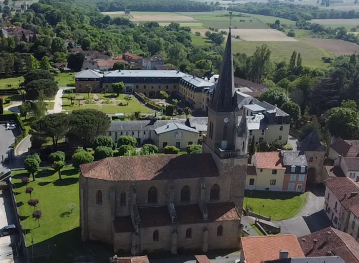 Visite libre de l'église Saint-Julien de Brioude de Galan Église Saint-Julien Galan