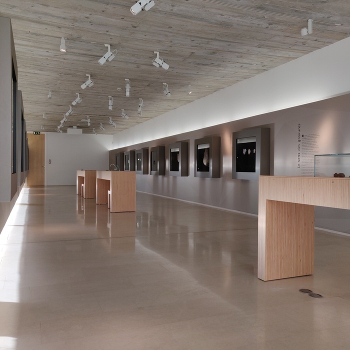 Visite libre des espaces d&rsquo;expositions temporaires et permanents, La sabline – Musée de préhistoire et médiathèque, Lussac-les-Châteaux