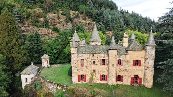 Visite libre du château du Champ, Château du Champ, Altier