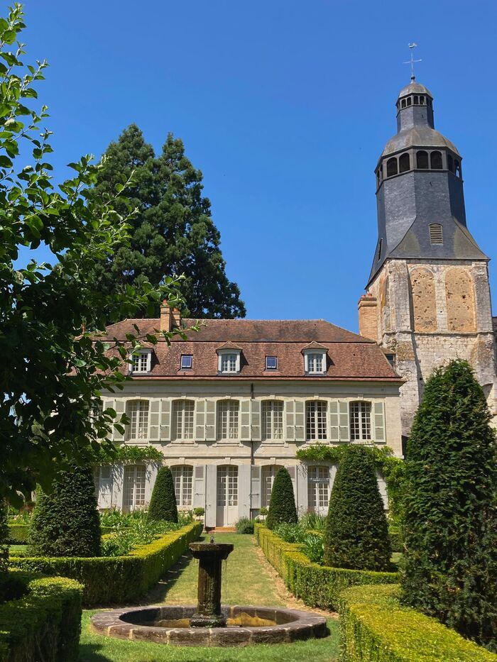 Visite libre du Collège Royal et Militaire, Collège Royal et Militaire, Thiron-Gardais
