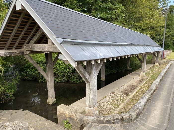 Visite libre du lavoir, Lavoir, Rots