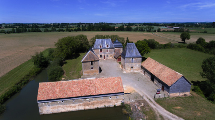 Visite libre du manoir de Verdigné Manoir de Verdigné Avesnes-en-Saosnois