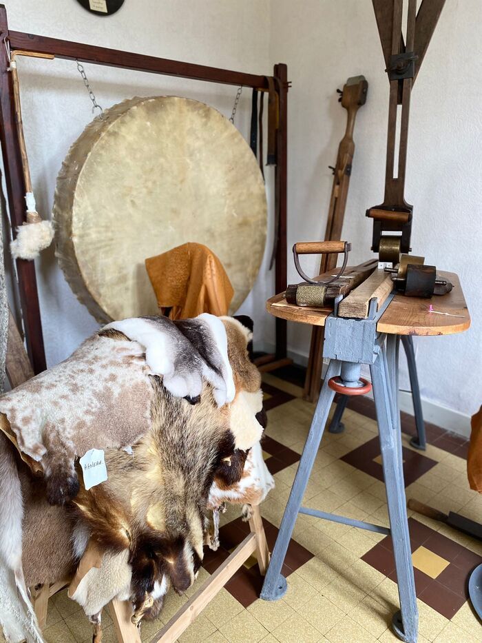 Visite libre du Musée du Cuir et du Parchemin, Musée du Cuir et du Parchemin, Levroux