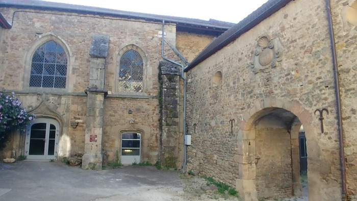 Visite libre d&rsquo;un Prieuré du XVe siècle, Prieuré Saint-Georges, Couches