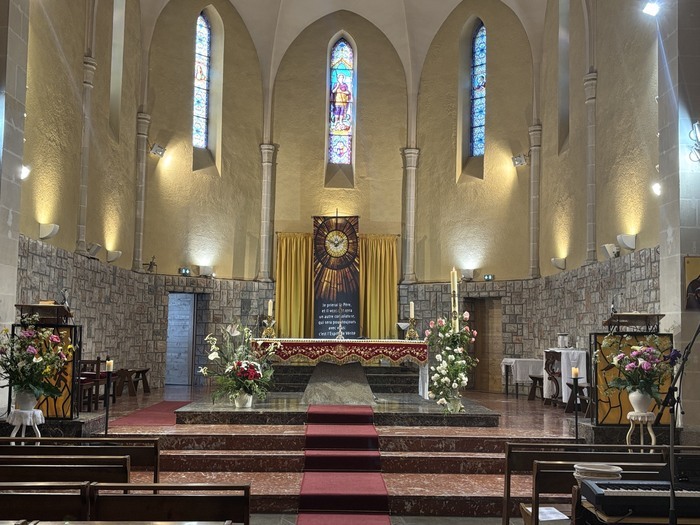 Visite sous forme de quiz de l&rsquo;église Saint-Georges de Brassac, Eglise Saint-Georges de Brassac, Brassac