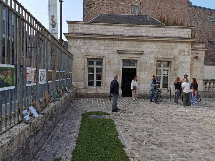 Visites à l’Académie des Sciences, Lettres et Arts d’Amiens et conférence de Jean-Luc Vigneux, Académie des Sciences, Lettres et Arts d’Amiens, Amiens
