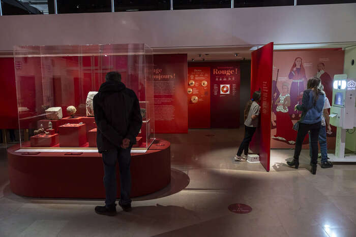 Visites de l&rsquo;exposition temporaire « Rouge ! Archéologie d&rsquo;une couleur », Musée Archéa, Louvres