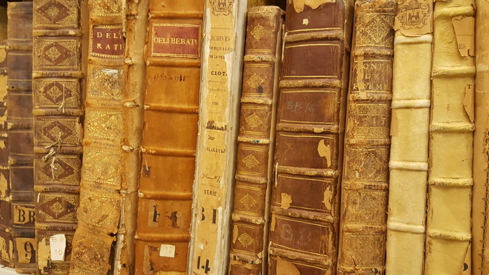 Visites des archives municipales hôtel de ville de la ciotat La Ciotat