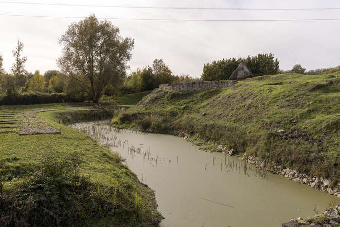 Visites guidées du site archéologique d’Orville, Site archéologique d’Orville, Louvres