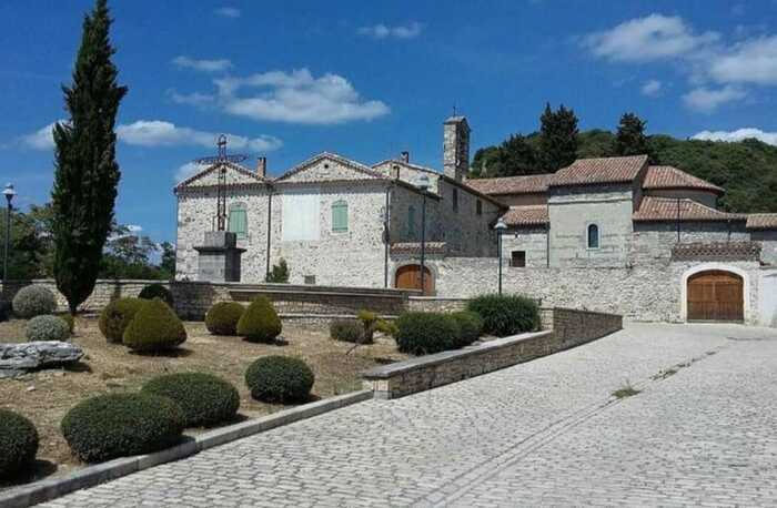 Voyage au cœur du patrimoine et des traditions Église Saint-Martin Rousson