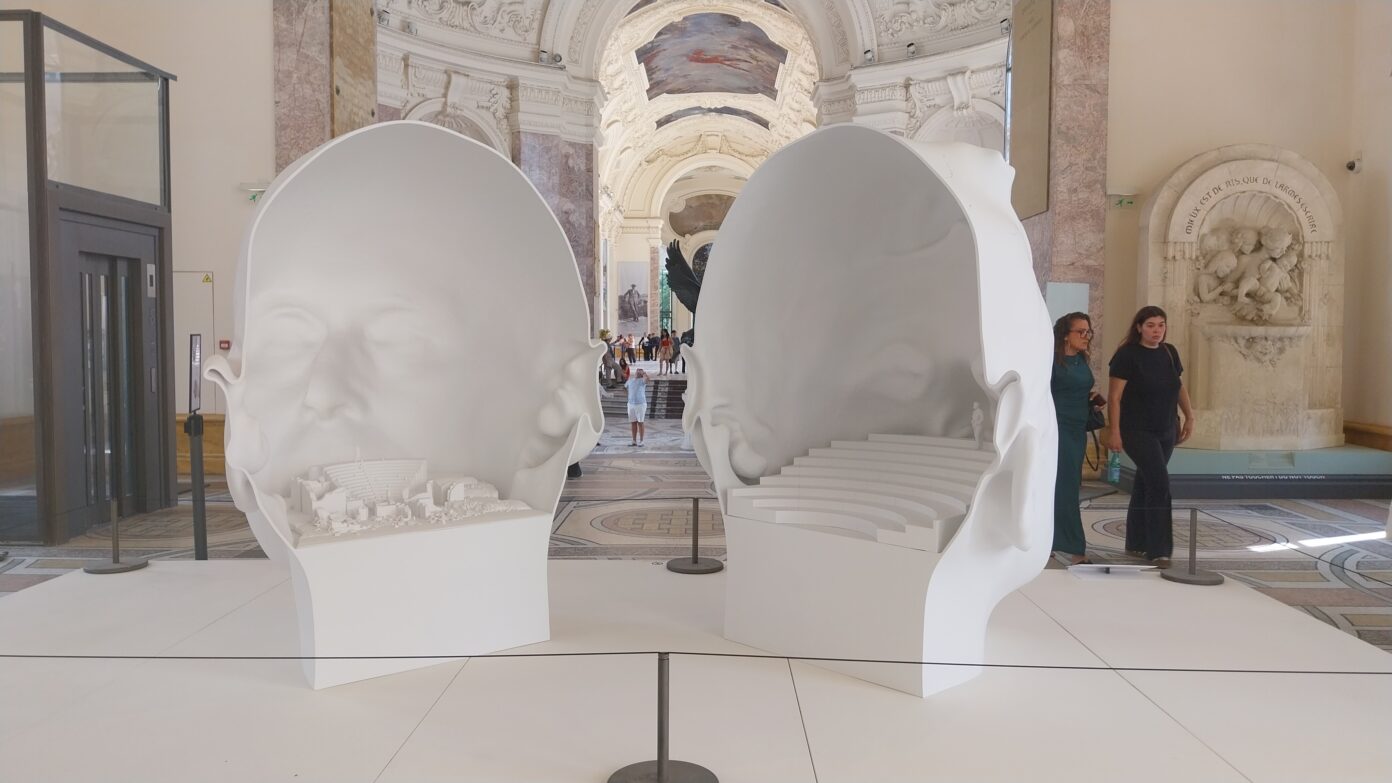 Œuvre d’Anne et Patrick Poirier au Petit Palais, verso