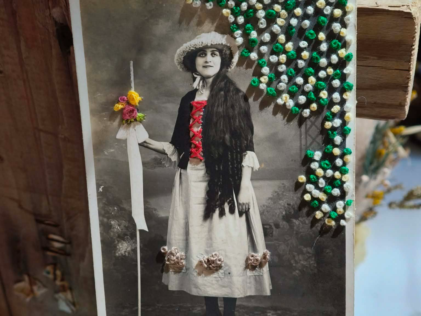 Atelier Broderie sur photo et carte ancienne  Luchapt