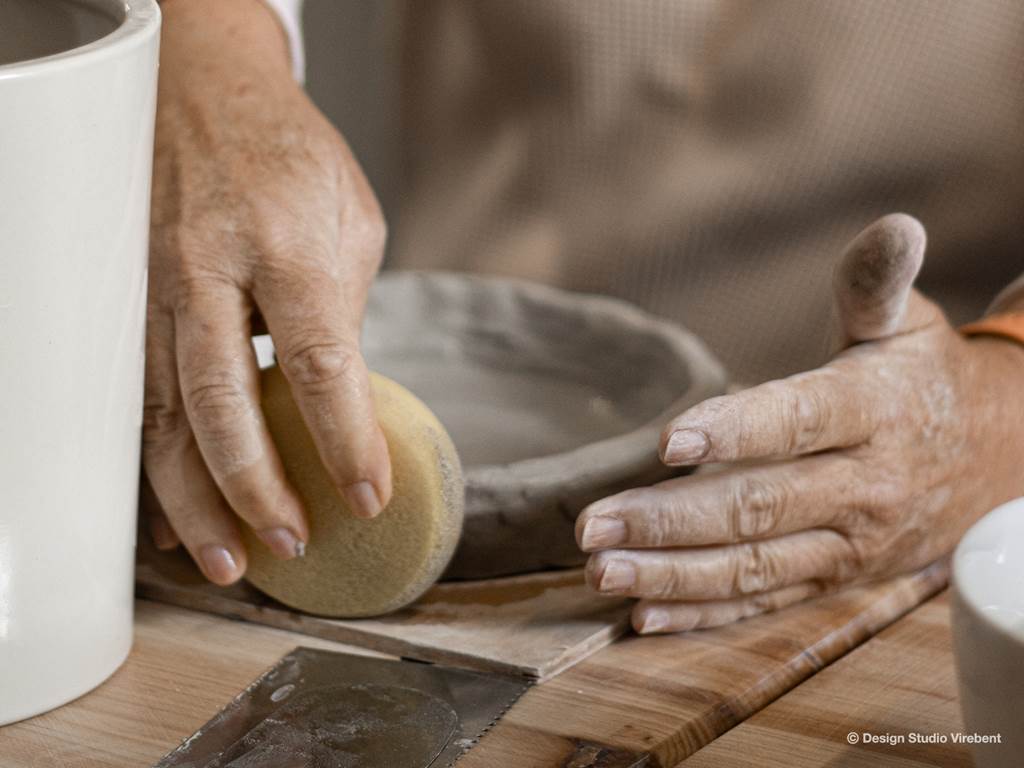 Atelier façonnage à la Manufacture de Virebent Puy-l’Évêque