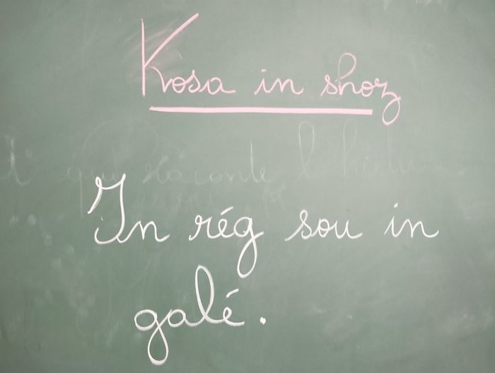 Ateliers arts plastiques et atelier langue créole, Cité du Volcan, Le Tampon