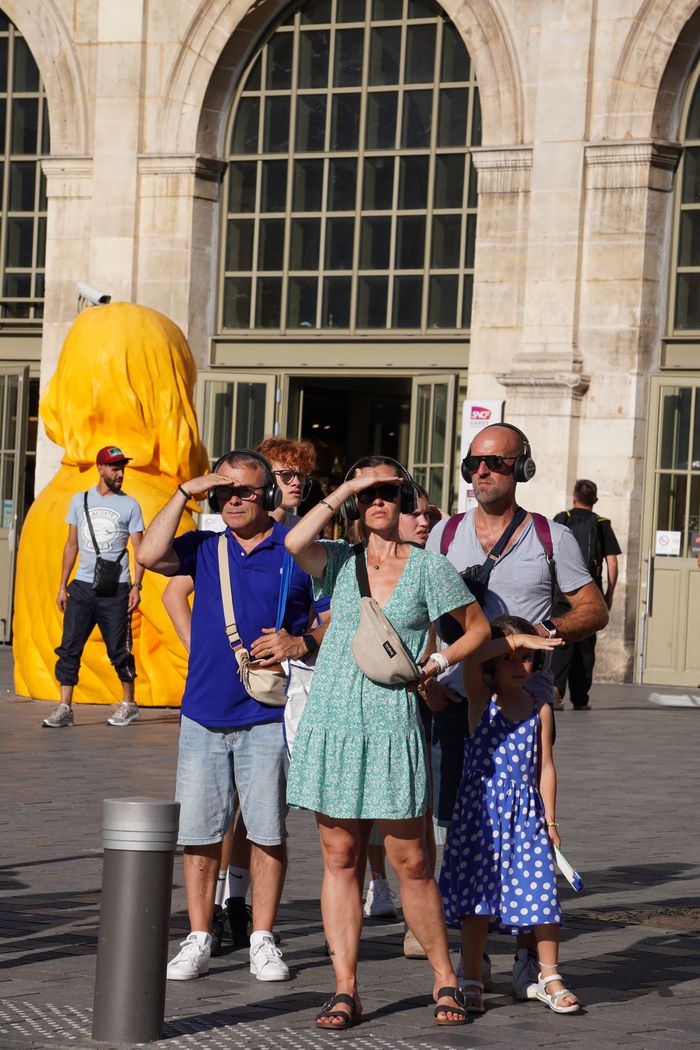 Balade audio immersive à Lille — Passé, présent et futur — en autonomie via l’application CityWhispers, Point de départ: Gare Lille-Flandres, Roubaix