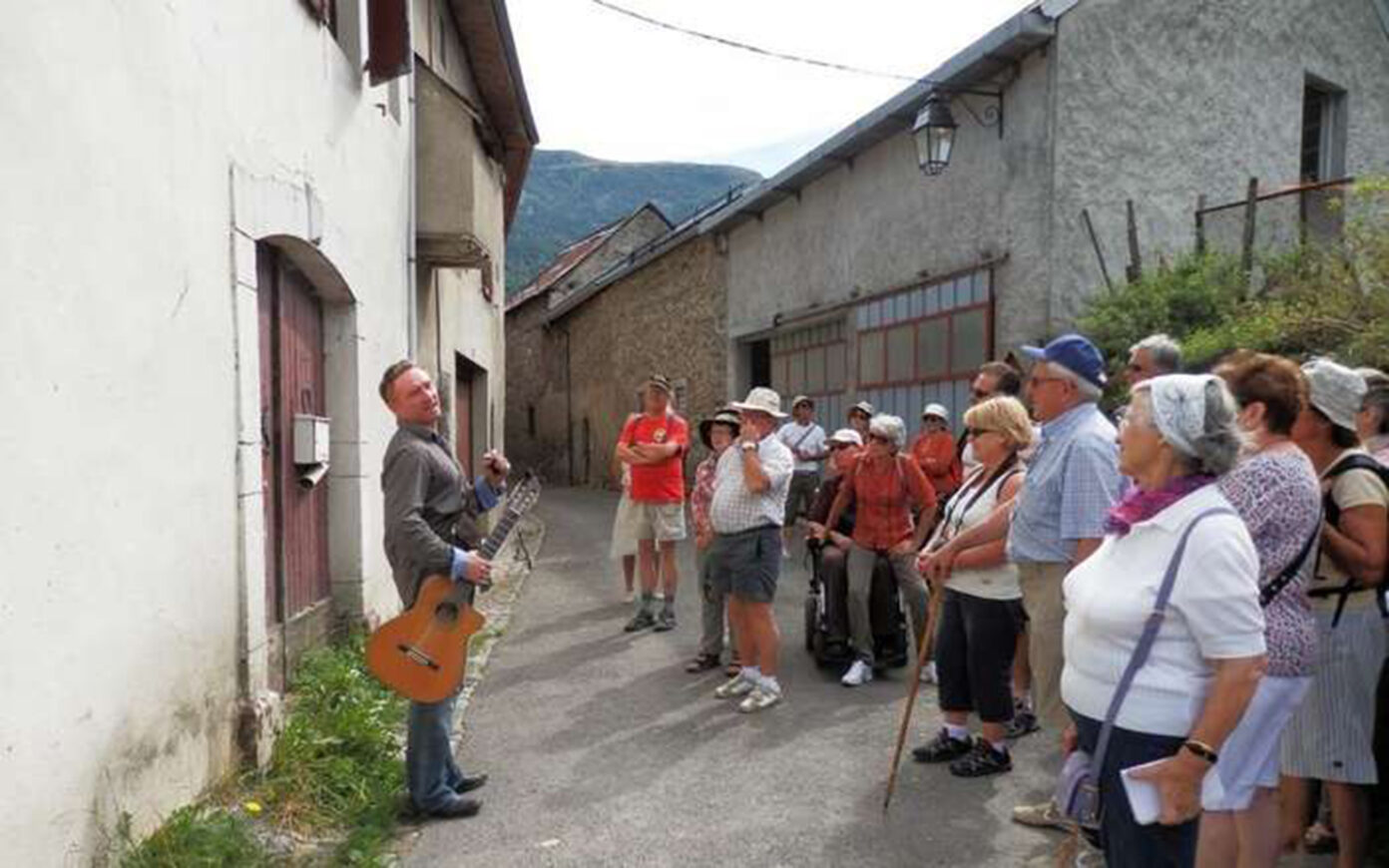Balade chantée: D’un lavoir à l’autre Journées européennes du Patrimoine Office de Tourisme Laruns