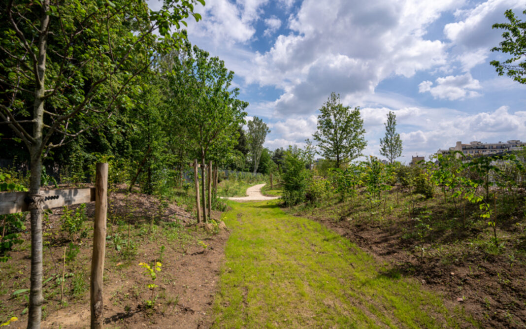 Balade urbaine de la Ferme de Charonne au Bois de Charonne Ferme de Charonne Paris