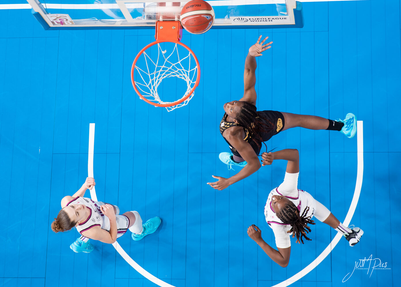 Basket Landes vs Saragosse Espace François Mitterrand Mont-de-Marsan
