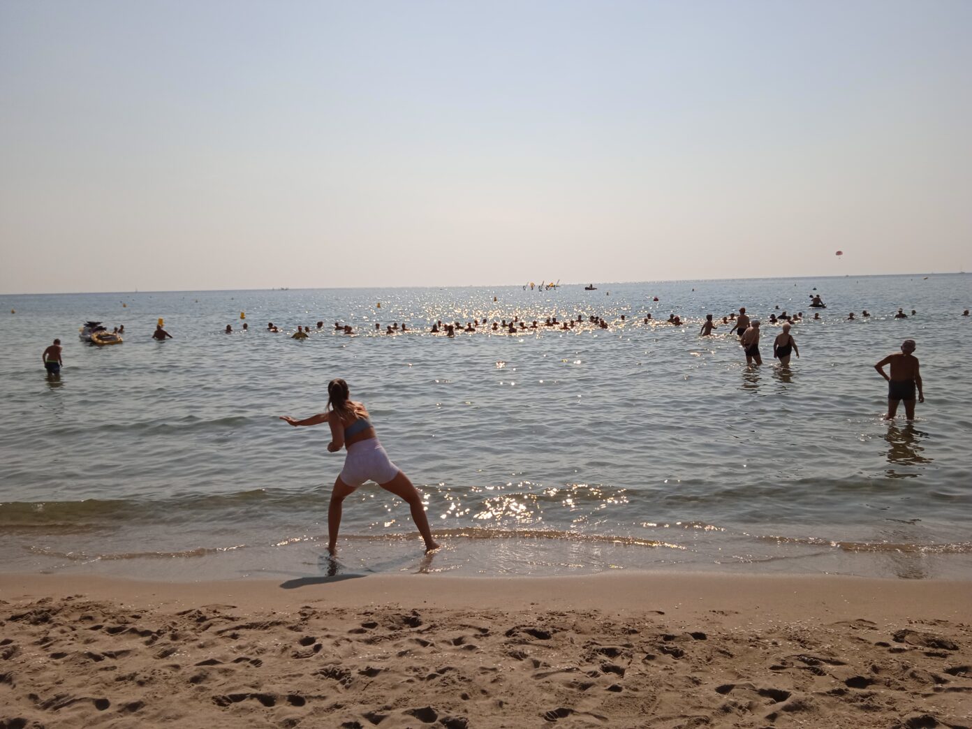 BEACH AQUAGYM, PLACE DE LA JETÉE Canet-en-Roussillon