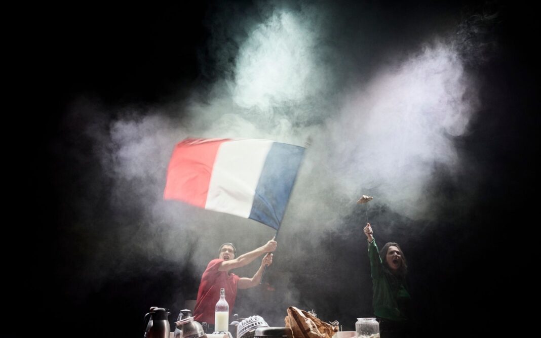 « Brioches et révolution ! » : quand la démocratie se met à table Théâtre de la Concorde Paris