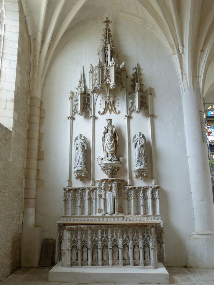 Circuit de découverte de la Statuaire de Vendeuvre-sur-Barse, Eglise de L’Assomption, Puits-et-Nuisement
