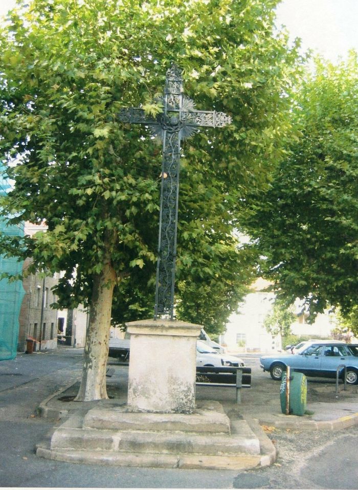 Circuit découverte des croix d’Izieux, Place Jean Jaurès Saint-Chamond, Saint-Chamond