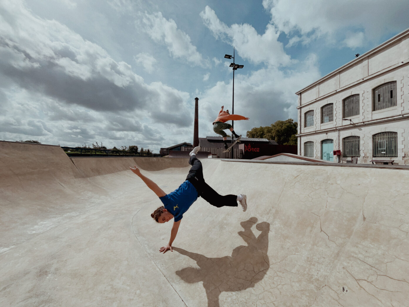 Cirque et skateboard | Hyperboles Creil