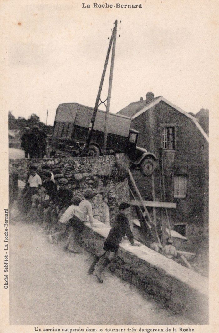 Clés de datation des cartes postales anciennes et des clichés familiaux Chapelle Notre Dame La Roche-Bernard