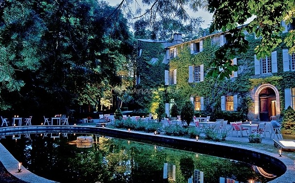 COCKTAIL DÉCOUVERTE AU CHATEAU D’AYRES Meyrueis