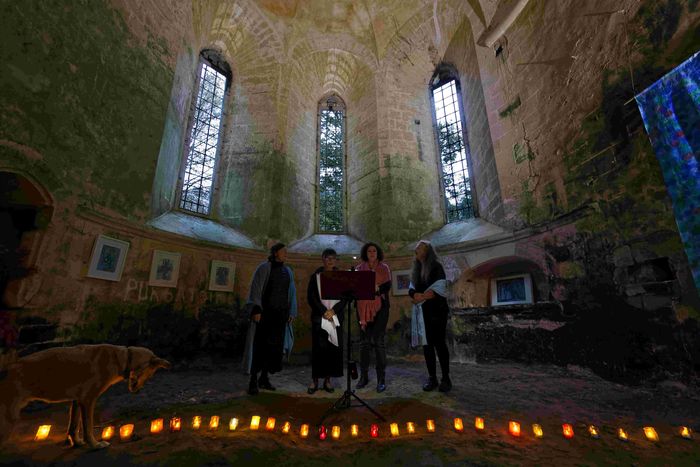 Concert de chant sacré dans la chapelle des Moulineaux, Prieuré des Moulineaux – Poigny-la-Forêt, Poigny-la-Forêt