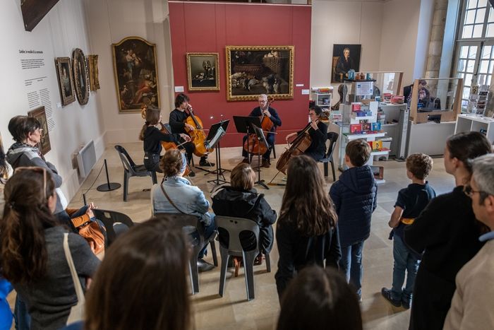 Concert de l’ensemble de violoncelles du Conservatoire municipal de musique et de danse de Saintes, Musée de l’Échevinage, Saintes