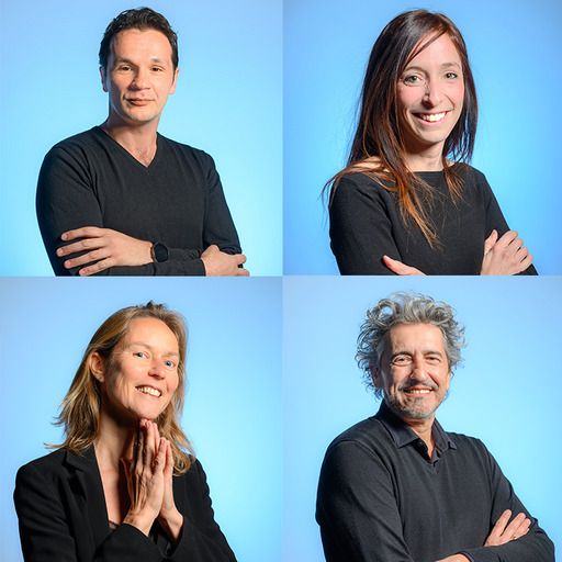 Concert sur le pouce à la Bibliothèque de la Cité avec un quatuor de violoncelles Bibliothèque de la Cité Genève