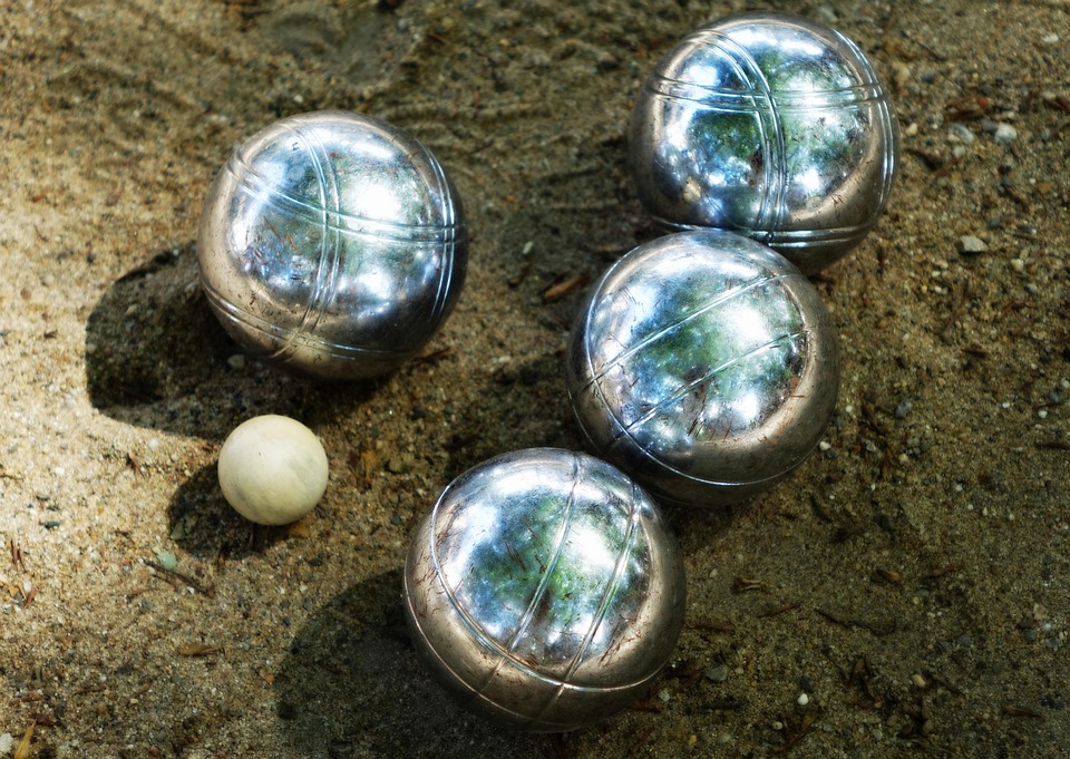 Concours de pétanque en triplettes Stade Moissannes