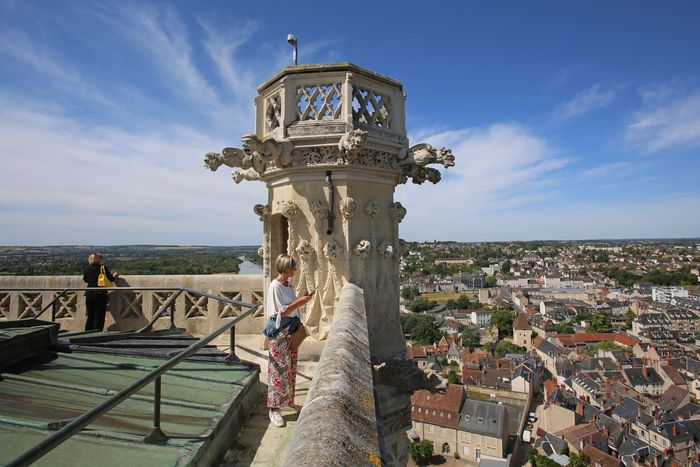 De bas en haut !, Musée de la Faïence et des Beaux-Arts, Nevers