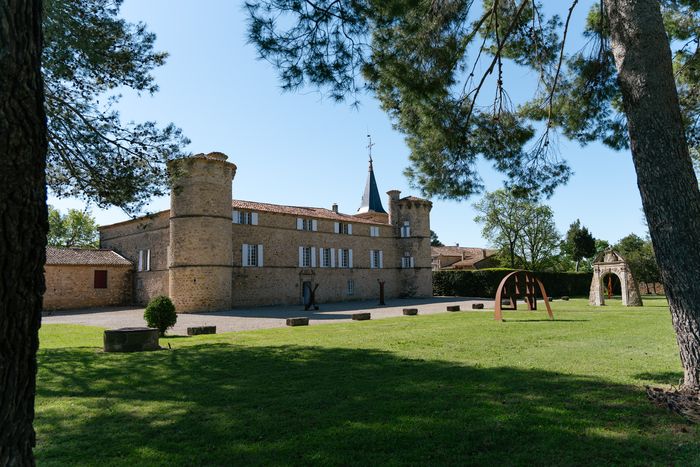Découverte du Château de Jonquières, Château de Jonquières, Jonquières