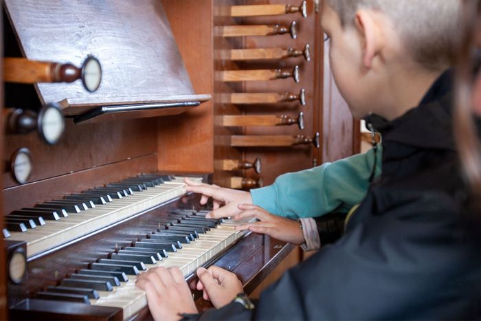 Découvrez les coulisses de l&rsquo;orgue du temple et sa sensibilité aux changements climatiques, Temple protestant, Saint-Hippolyte-du-Fort