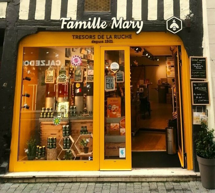 Découvrez les richesses de la ruche dans les boutiques Famille Mary, Boutique Famille Mary La Rochelle, La Rochelle